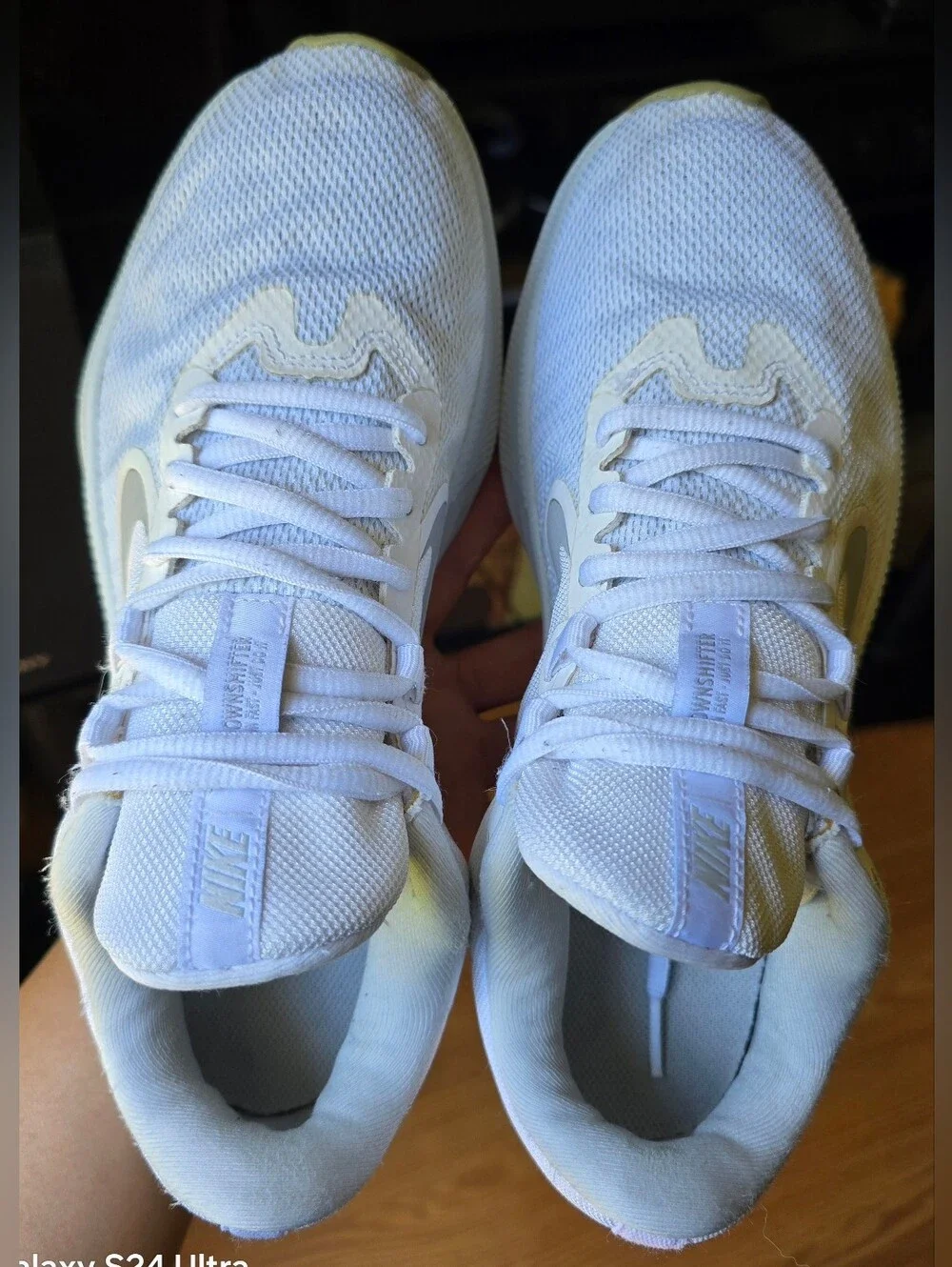 Sz 10 Women's NIKE DOWNSHIFTER 9 White/Reflective Gray Swoosh Running Shoes